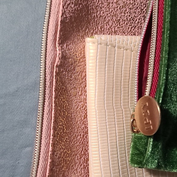 4- New Ipsy Bags, Clutch, Purse, Wallet Christmas Colors, Christmas Gifts. - Picture 4 of 11